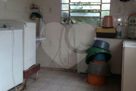 Casa à venda com 3 quartos, sendo 1 suíte, em Santa Teresinha, São Paulo, SP