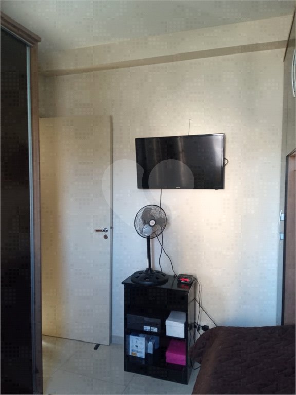 Apartamento à venda com 3 quartos, sendo 1 suíte,  em Saúde, São Paulo, SP