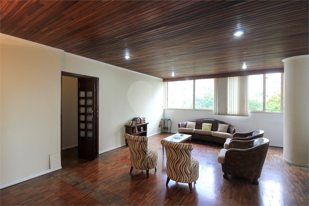 Apartamento à venda com 3 quartos, sendo 1 suíte, em Jardim Paulista, São Paulo, SP