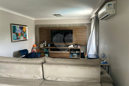 Apartamento à venda com 3 suítes em Jardim Marajoara, São Paulo, SP