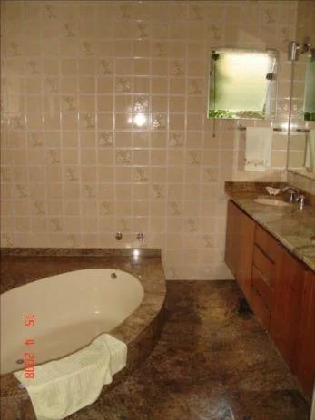 Casa Térrea à venda com 4 quartos, sendo 2 suítes, em Vila Tramontano, São Paulo, SP