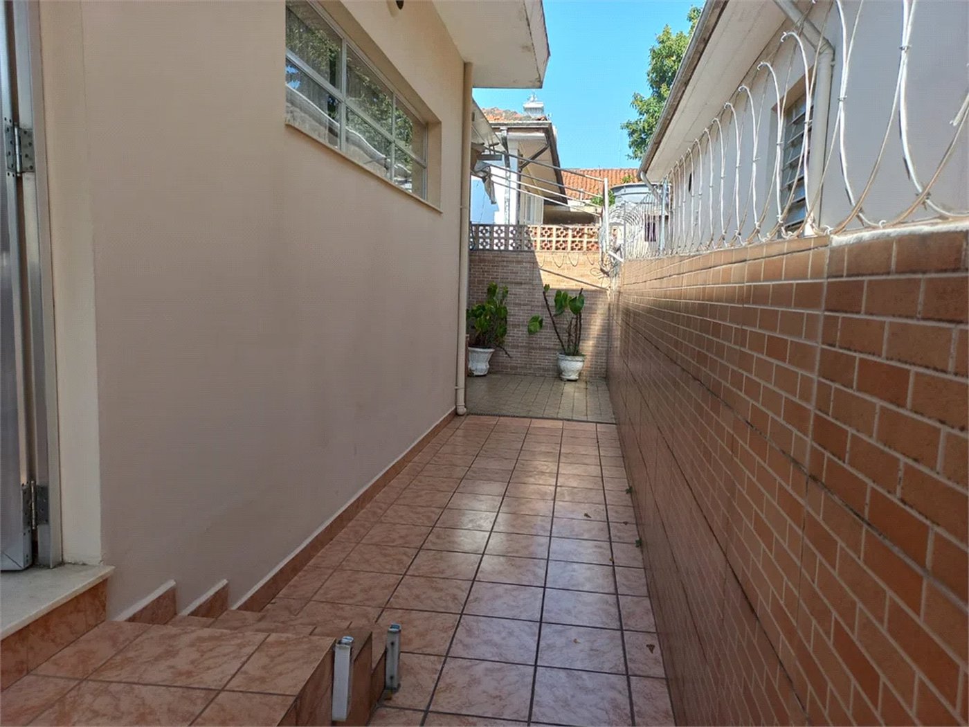 Casa à venda com 3 quartos, sendo 2 suítes, em Jaguaré, São Paulo, SP