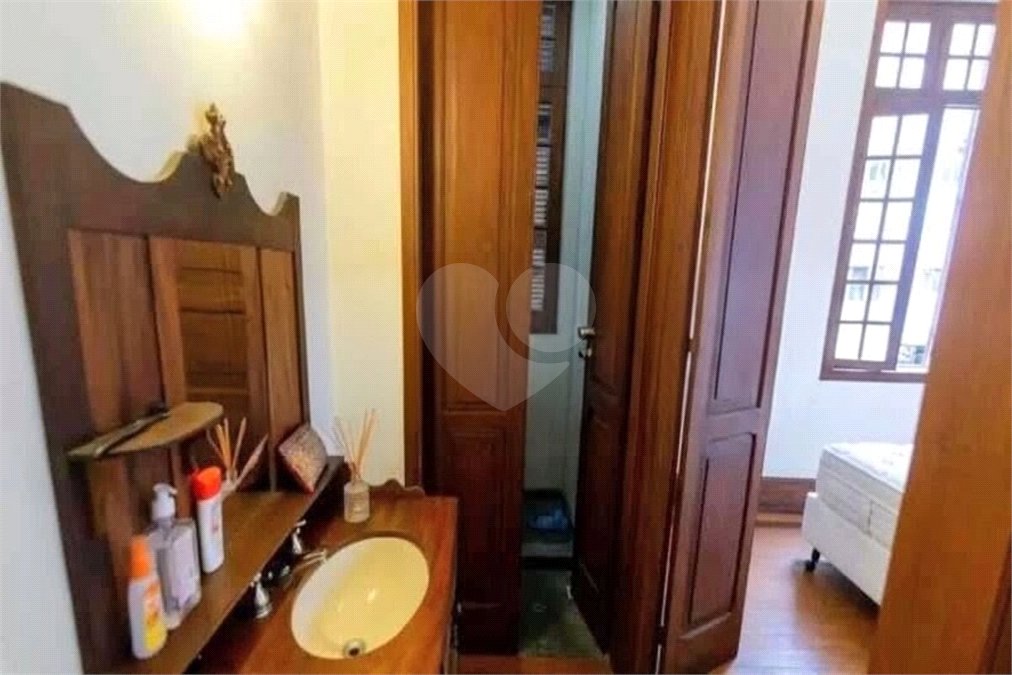 Casa à venda com 5 quartos, sendo 1 suíte,  em Tijuca, Rio de Janeiro, RJ