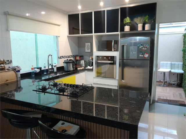 Sobrado à venda com 3 quartos, sendo 1 suíte,  em Limão, São Paulo, SP