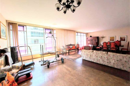 Apartamento à venda com 3 quartos, sendo 1 suíte,  em Copacabana, Rio de Janeiro, RJ