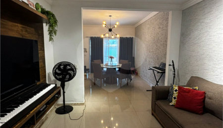 Casa à venda com 3 quartos, sendo 1 suíte, em Campo Grande, Rio de Janeiro, RJ