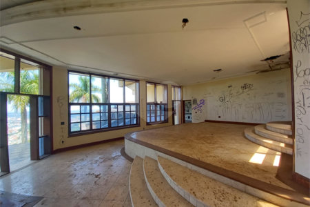 Casa à venda com 14 quartos, sendo 10 suítes, no condomínio Rua do Observatorio 2270, Vinhedo - SP