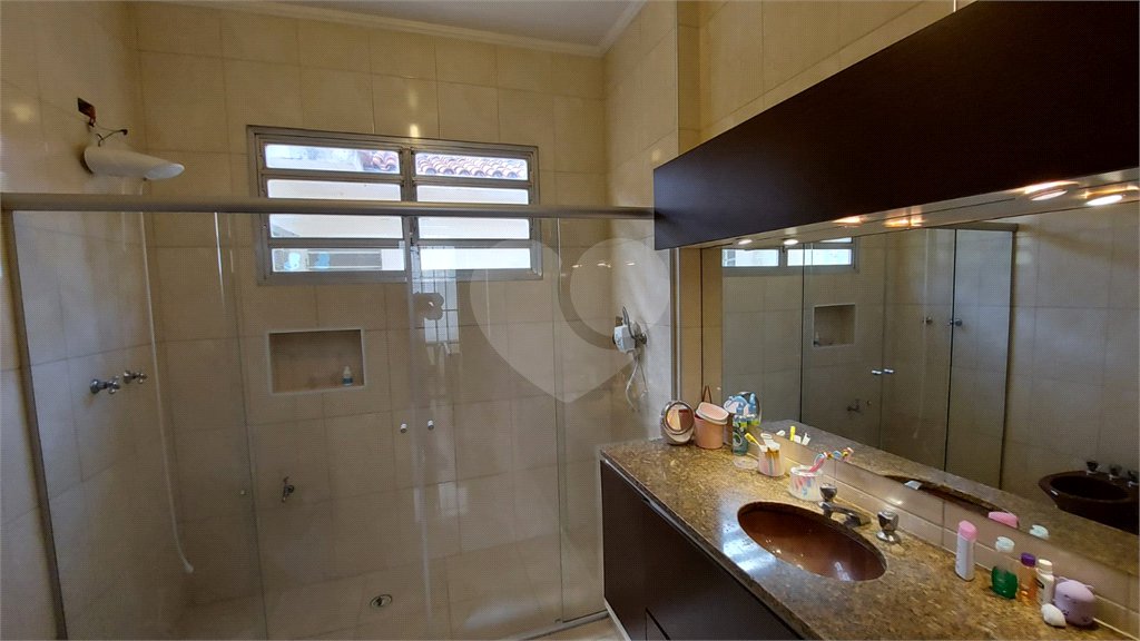 Casa à venda com 4 quartos, sendo 3 suítes, em Jardim Luzitânia, São Paulo, SP