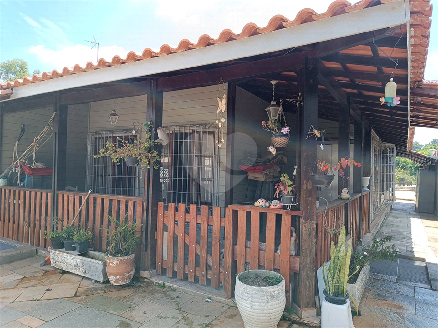 Casa à venda com 5 quartos, sendo 3 suítes, em Jardim Villaça, São Roque, SP