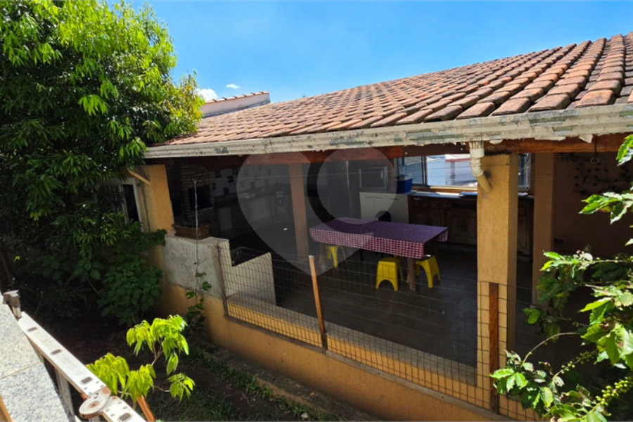 Casa Térrea à venda ou para alugar com 8 quartos, sendo 4 suítes, em Vila Pereira Barreto, São Paulo, SP