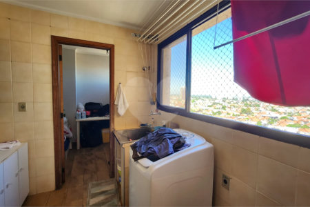 Apartamento à venda com 3 suítes no Centro, Araraquara, SP