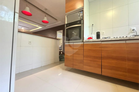 Casa de Vila à venda com 3 quartos, sendo 2 suítes, em Tijuca, Rio de Janeiro, RJ