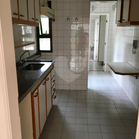 Apartamento com 3 Dormitórios sendo 1 Suíte 2 Vagas à Venda 99 m² por R$ 650.000