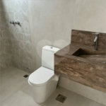 Residencial Tremembe Casa Linda - 255 mts - 04 dormit sendo 02 suites , 5 wcs - 04 vagas