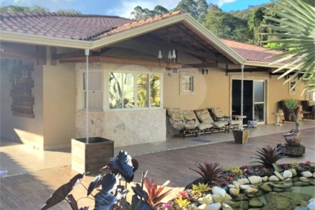 Chácara à venda com 4 quartos, sendo 2 suítes, em Jardim Cardoso (mailasqui), São Roque, SP