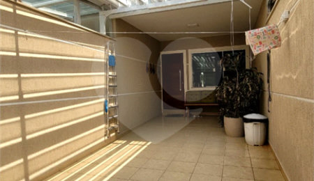 Sobrado à venda com 3 quartos, sendo 1 suíte,  em Vila Nivi, São Paulo, SP