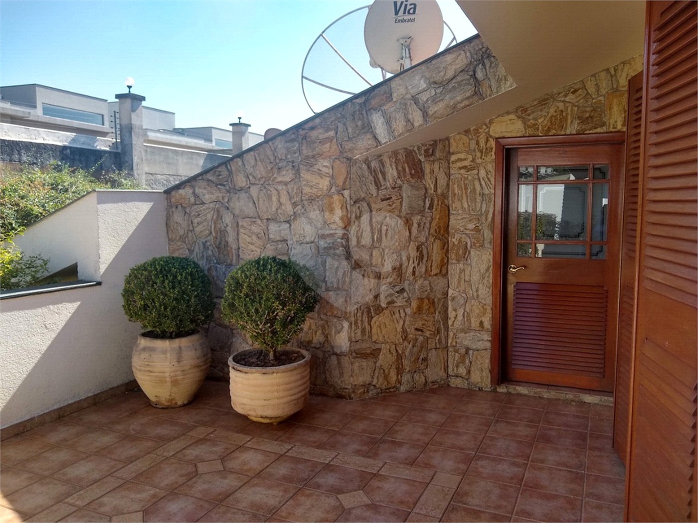 Casa à venda com 4 quartos, sendo 2 suítes, no condomínio Osato, Atibaia - SP