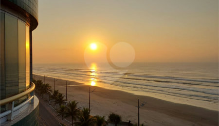 Apartamento à venda com 2 quartos, sendo 1 suíte,  em Vera Cruz, Mongaguá, SP