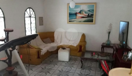 Sobrado à venda com 4 quartos, sendo 1 suíte,  em Tremembé, São Paulo, SP