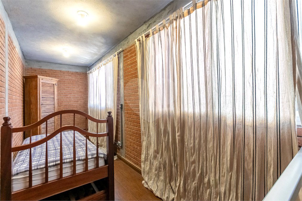 Sobrado à venda com 3 quartos, sendo 1 suíte, em Jardim Prudência, São Paulo, SP