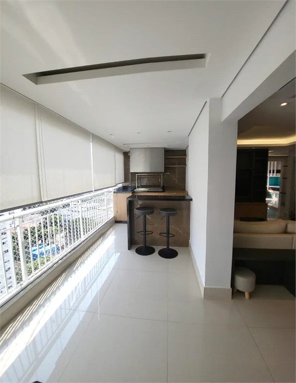 Apartamento à venda com 3 quartos, sendo 1 suíte,  em Jardim Vazani, São Paulo, SP
