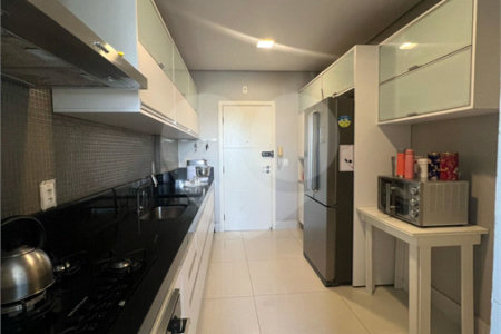 Apartamento à venda com 4 quartos, sendo 1 suíte,  em Jardim das Américas, Cuiabá, MT