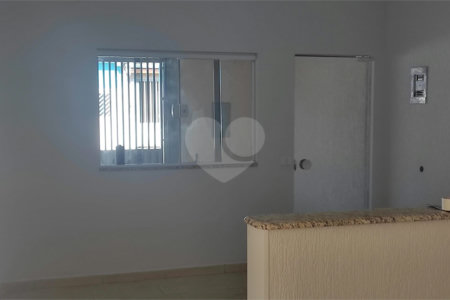 Casa à venda com 3 quartos, sendo 1 suíte,  em Jardim Santa Marta, Salto, SP