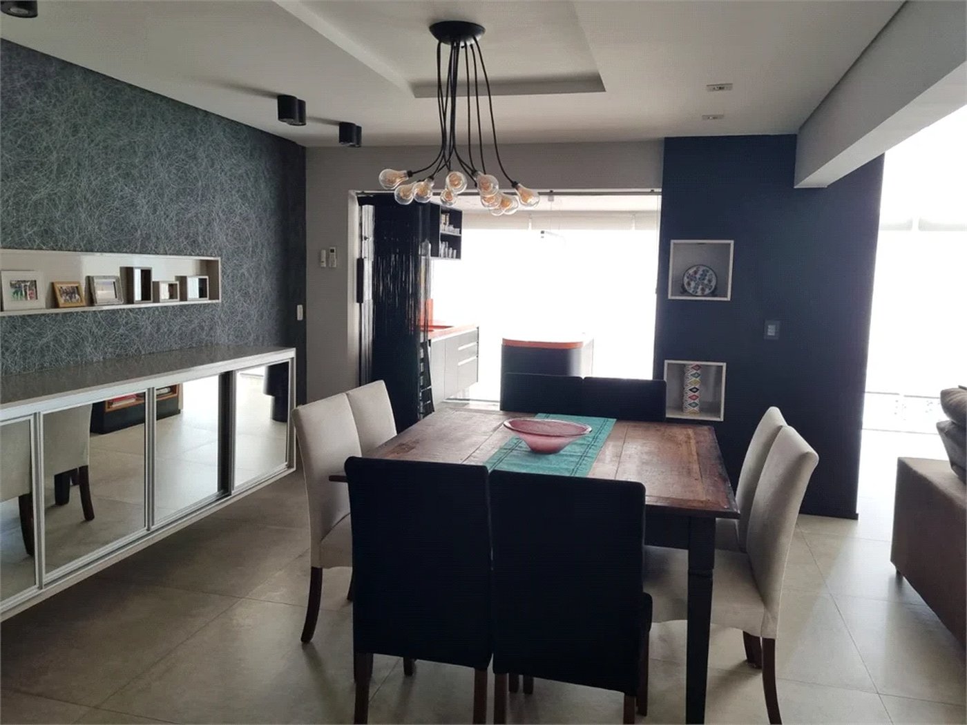 Apartamento à venda com 3 suítes em Vila Suzana, São Paulo, SP