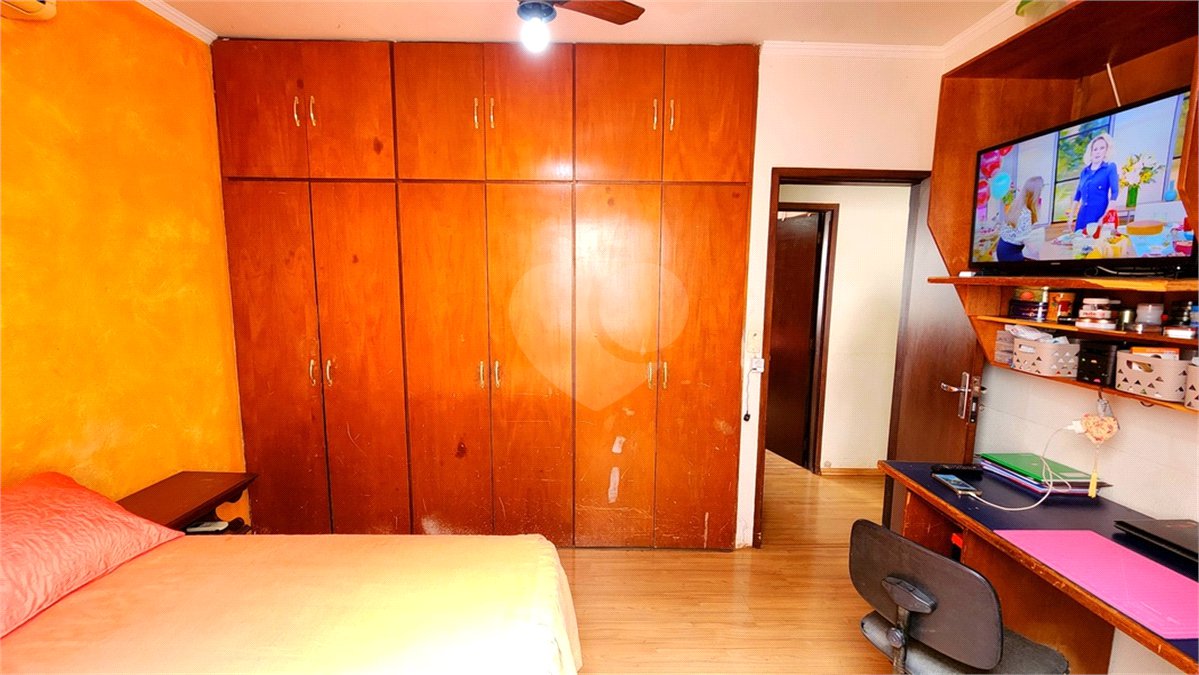 Casa à venda com 4 quartos, sendo 1 suíte, em Jardim Nova Época, Araraquara, SP