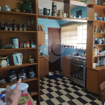 Casa à venda ou para alugar com 6 quartos, sendo 1 suíte, em Vila Junqueira, São Roque, SP