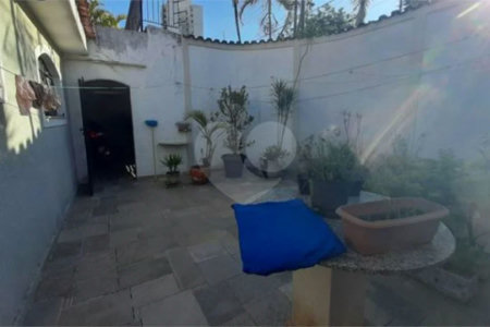 Casa à venda com 4 quartos, sendo 2 suítes, em MORUMBI, São Paulo, SP