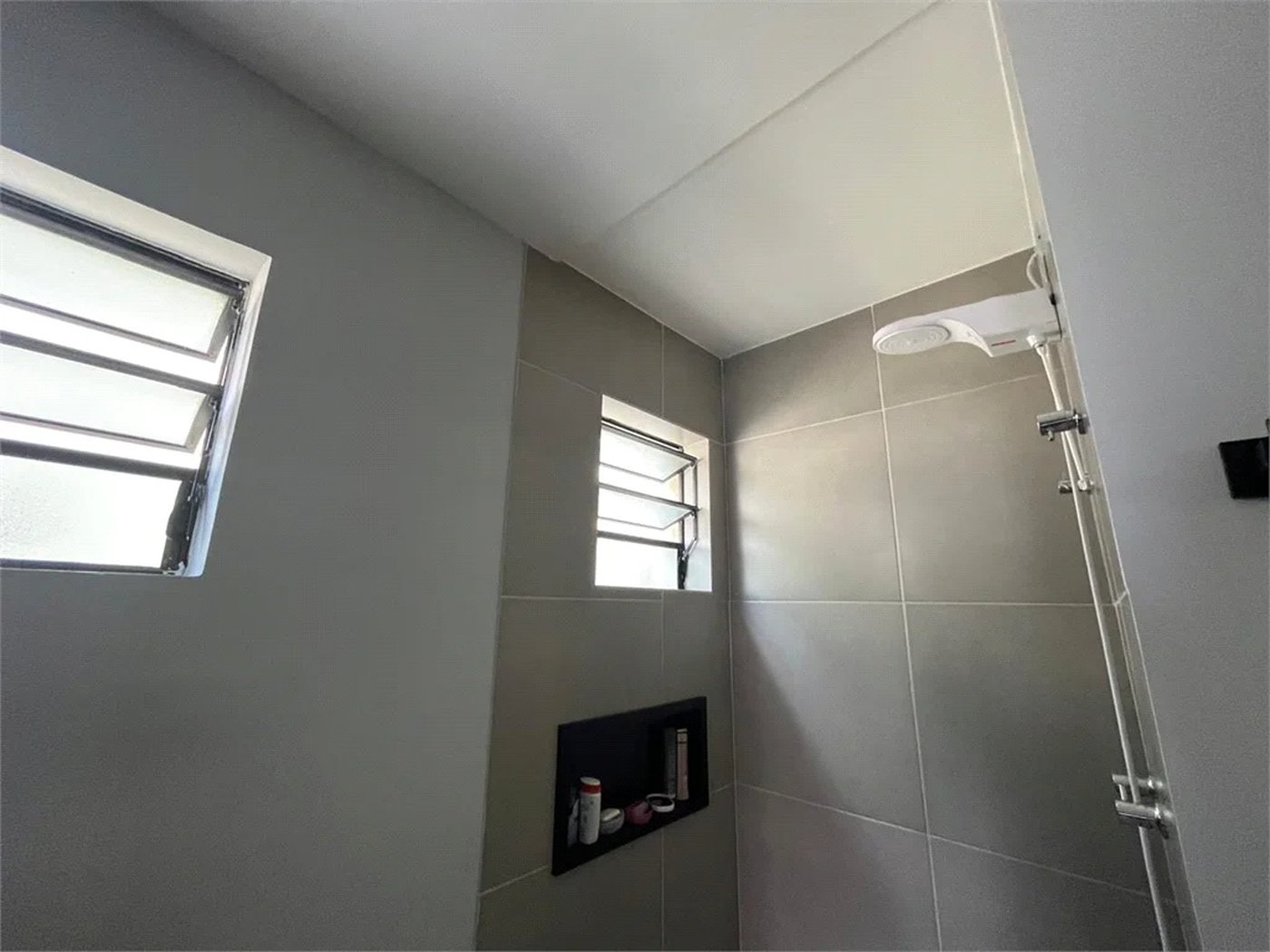 Sobrado à venda com 3 quartos, sendo 1 suíte, em Jardim das Vertentes, São Paulo, SP