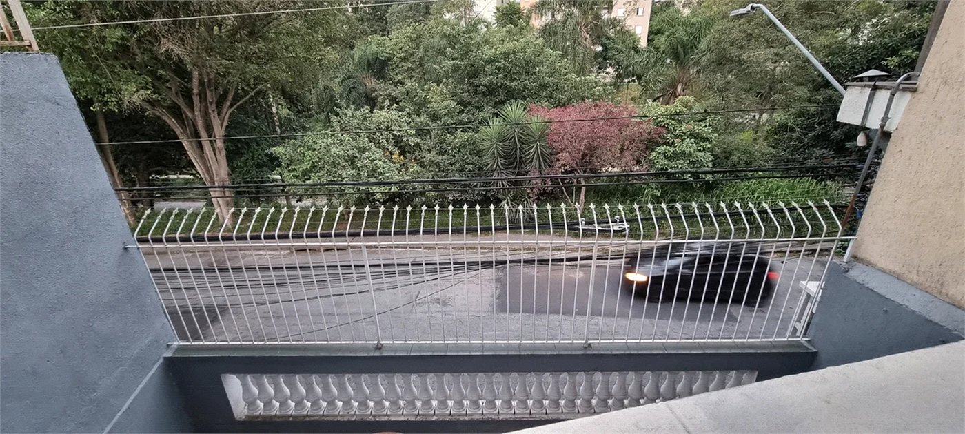 Casa à venda com 3 quartos, sendo 1 suíte, em Jardim Rosa Maria, São Paulo, SP