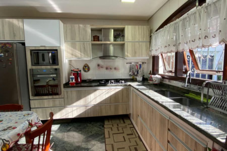 Casa com 4 dormitórios à venda, 380 m² por R$ 2.400.000,00 - Embaré - Santos/SP
