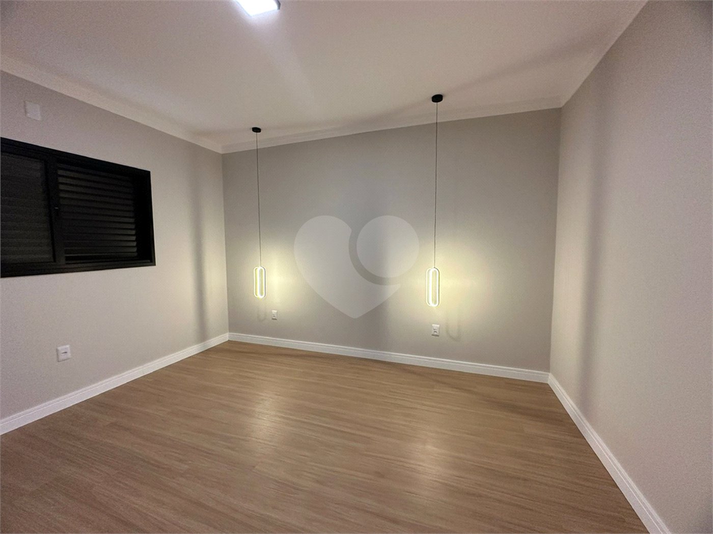 Casa à venda com 3 quartos, sendo 1 suíte, em Vila Carolina, Itapetininga, SP