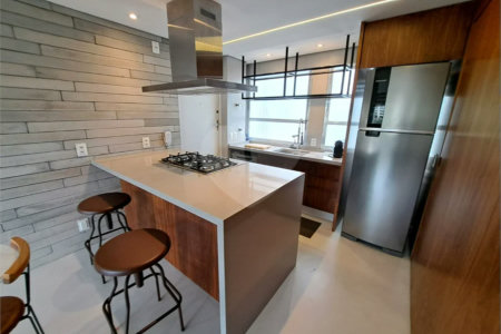 Apartamento mobiliado de 85 m² no Itaim Bibi | 3 dormitórios, 1 suíte e 1 vaga