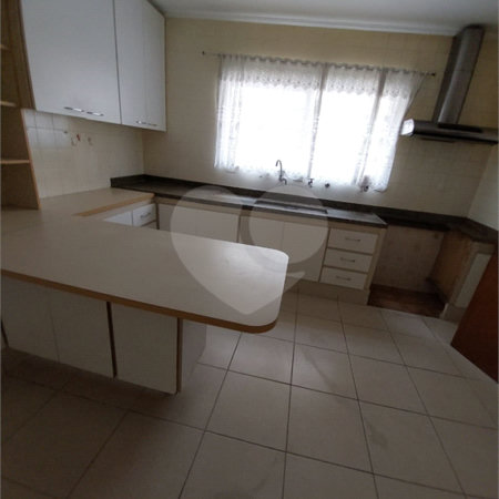Sobrado à venda com 3 quartos, sendo 1 suíte, em Parque Jabaquara, São Paulo, SP