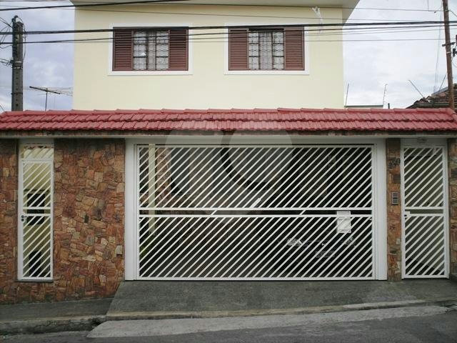 Sobrado à venda com 3 quartos, sendo 1 suíte,  em Vila Medeiros, São Paulo, SP