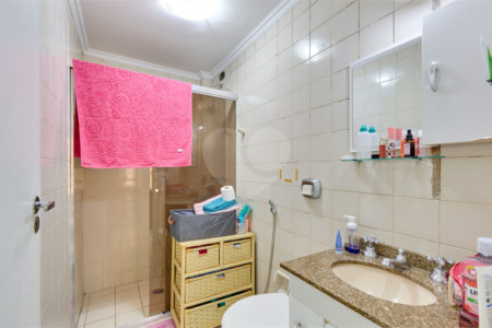 Apartamento à venda com 4 quartos, sendo 1 suíte, em Jardim Marajoara, São Paulo, SP