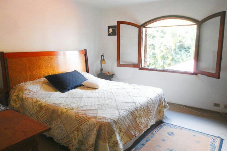 Sobrado à venda com 5 quartos, sendo 2 suítes, em Interlagos, São Paulo, SP