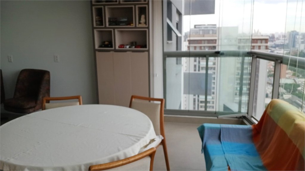 Apartamento à venda com 2 suítes em Jardim das Acácias, São Paulo, SP