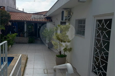 Casa à venda com 4 quartos, sendo 1 suíte,  em Jardim Armênia, Mogi das Cruzes, SP