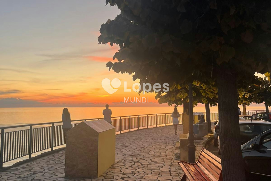 Apartamento com 2 quartos à venda em San Lucido, Itália – Vista para o mar e perto da praia