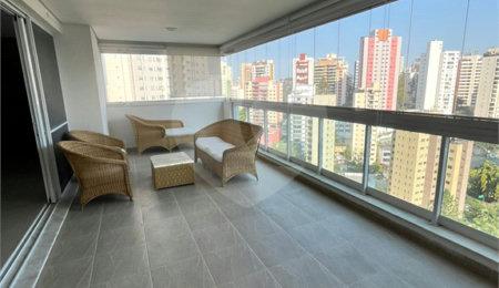 Apartamento à venda com 3 suítes em Vila Andrade, São Paulo, SP