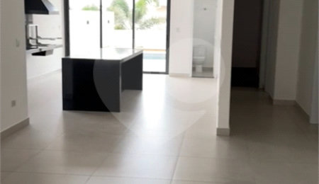 Casa à venda com 3 suítes no condomínio Portal de Bragança, Bragança Paulista - SP