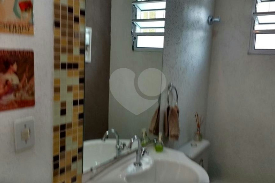 Sobrado à venda com 3 quartos, sendo 1 suíte, em Tremembé, São Paulo, SP