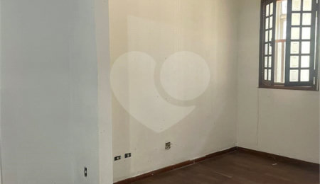Apartamento à venda com 2 quartos em Aclimação, São Paulo, SP