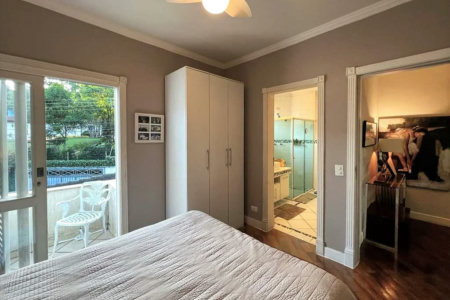 Casa à venda com 4 suítes em Vila Santo Antônio, Cotia, SP