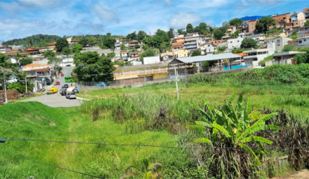 Terreno à venda com 1 quarto em Serra da Cantareira, Mairiporã, SP