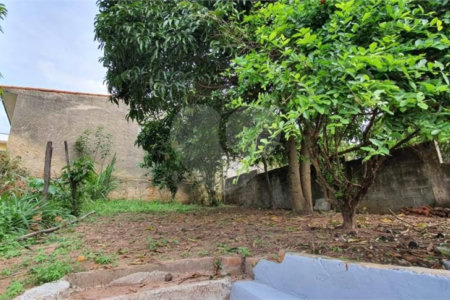 Casa à venda com 2 quartos no Centro, Vinhedo, SP